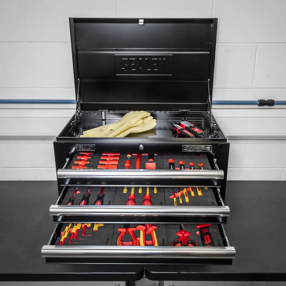 Sealey 63pc Insulated Tool Kit with 5 Drawer Topchest - Image 17