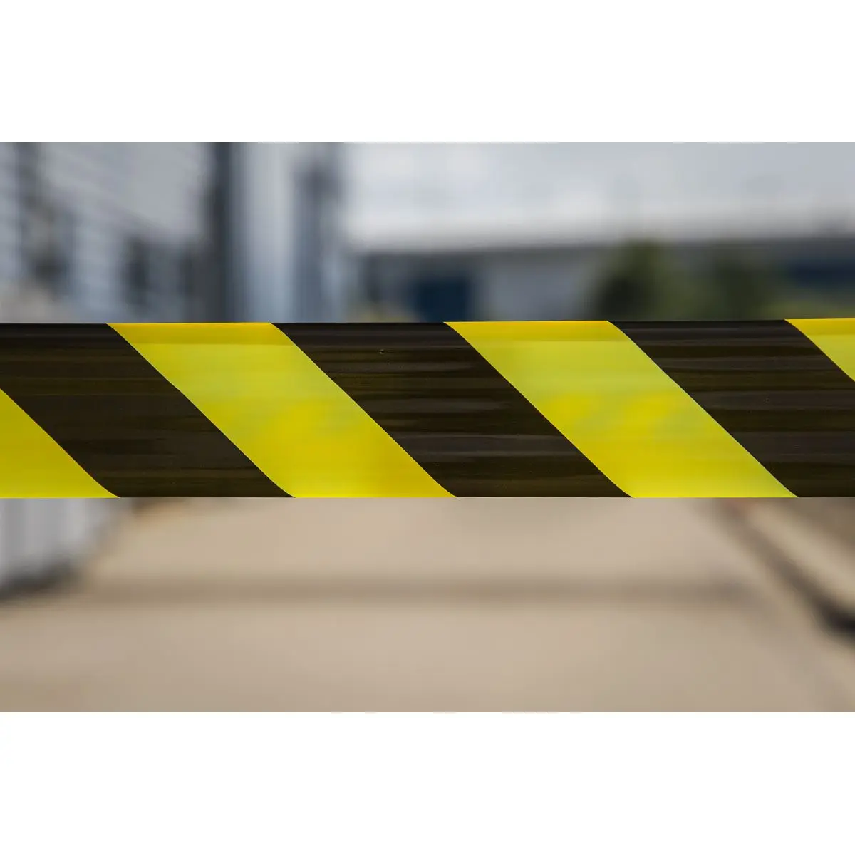 Sealey 80mm x 100m Non Adhesive Hazard Barrier Tape - Image 15