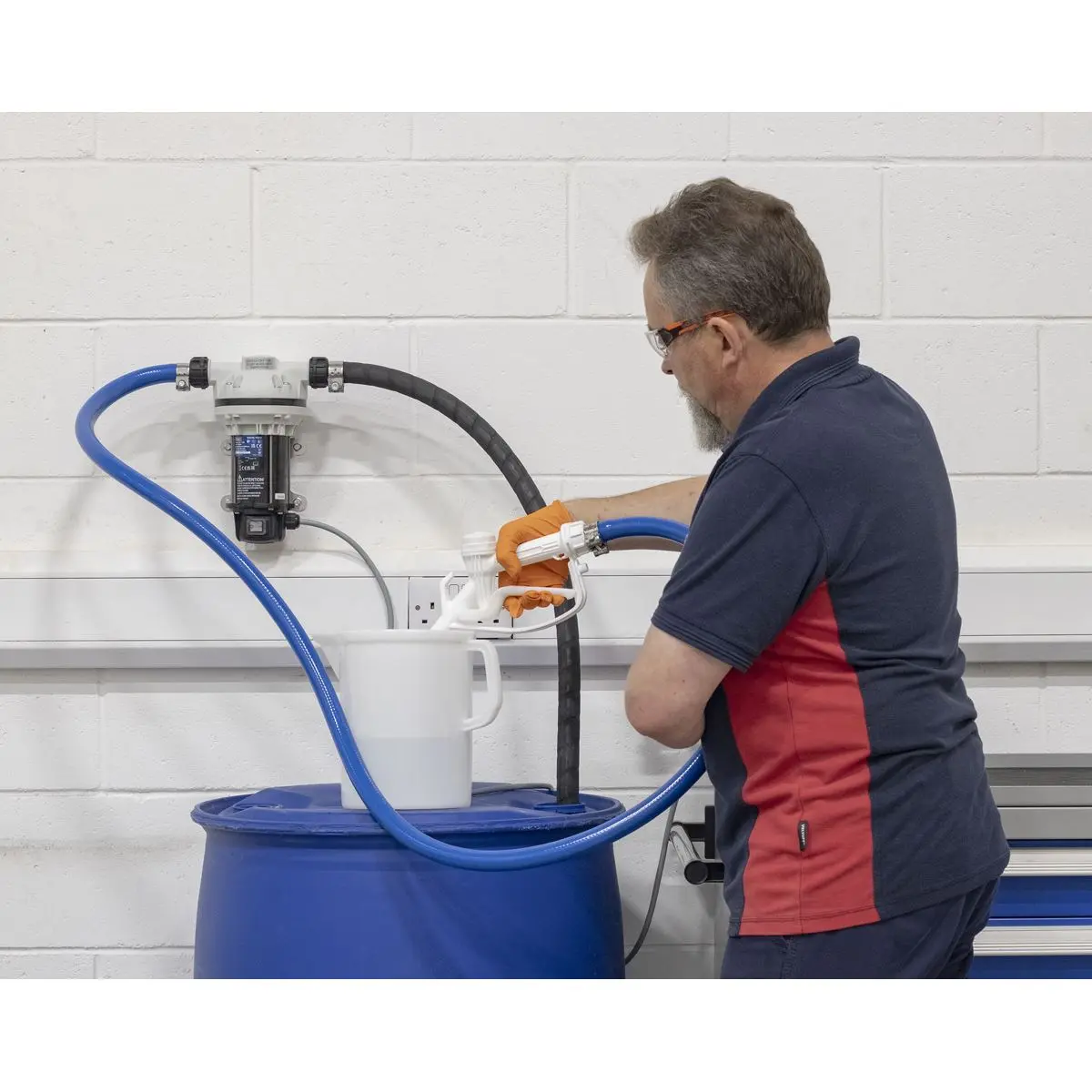 Sealey AdBlue® Transfer Pump Portable 12V - Image 10