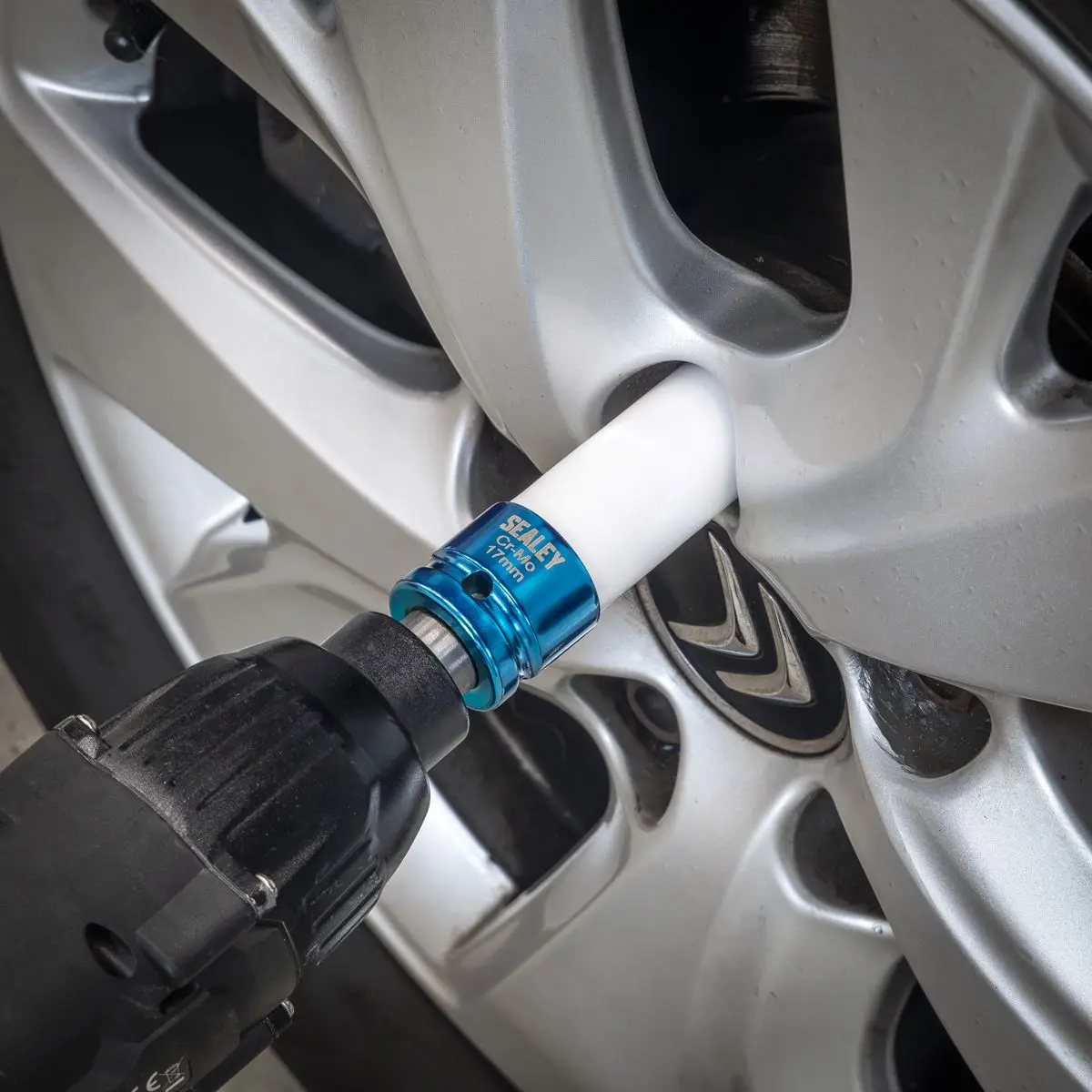 Sealey Alloy Wheel Impact Socket 1/2"Sq Drive 17mm - Image 8