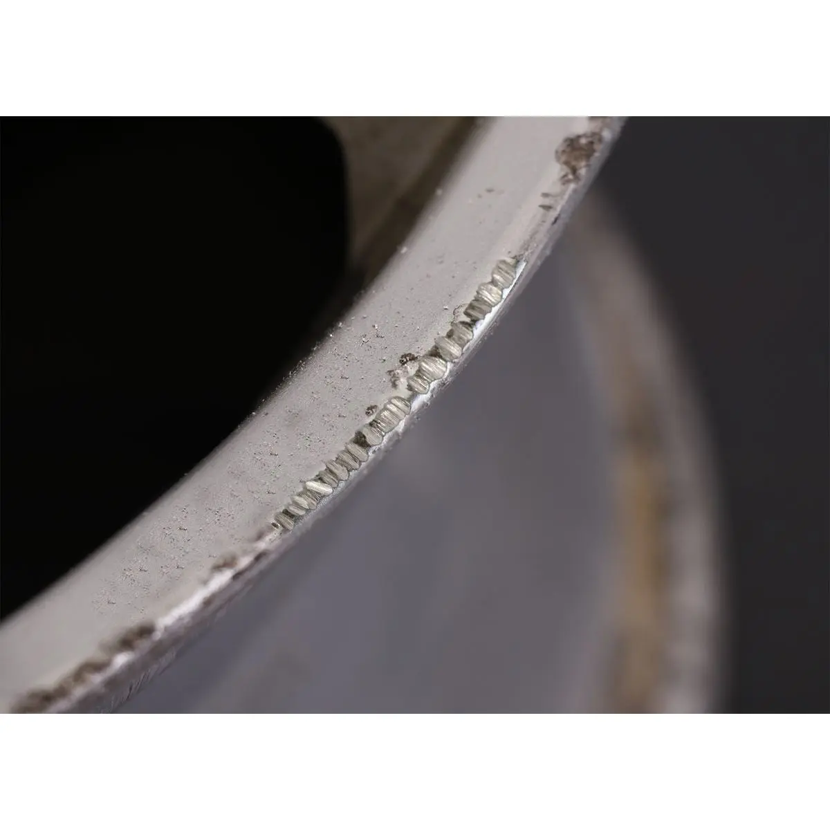 Sealey Alloy Wheel Repair Kit Repairs Cosmetic Damage Simply and Quickly - Image 4