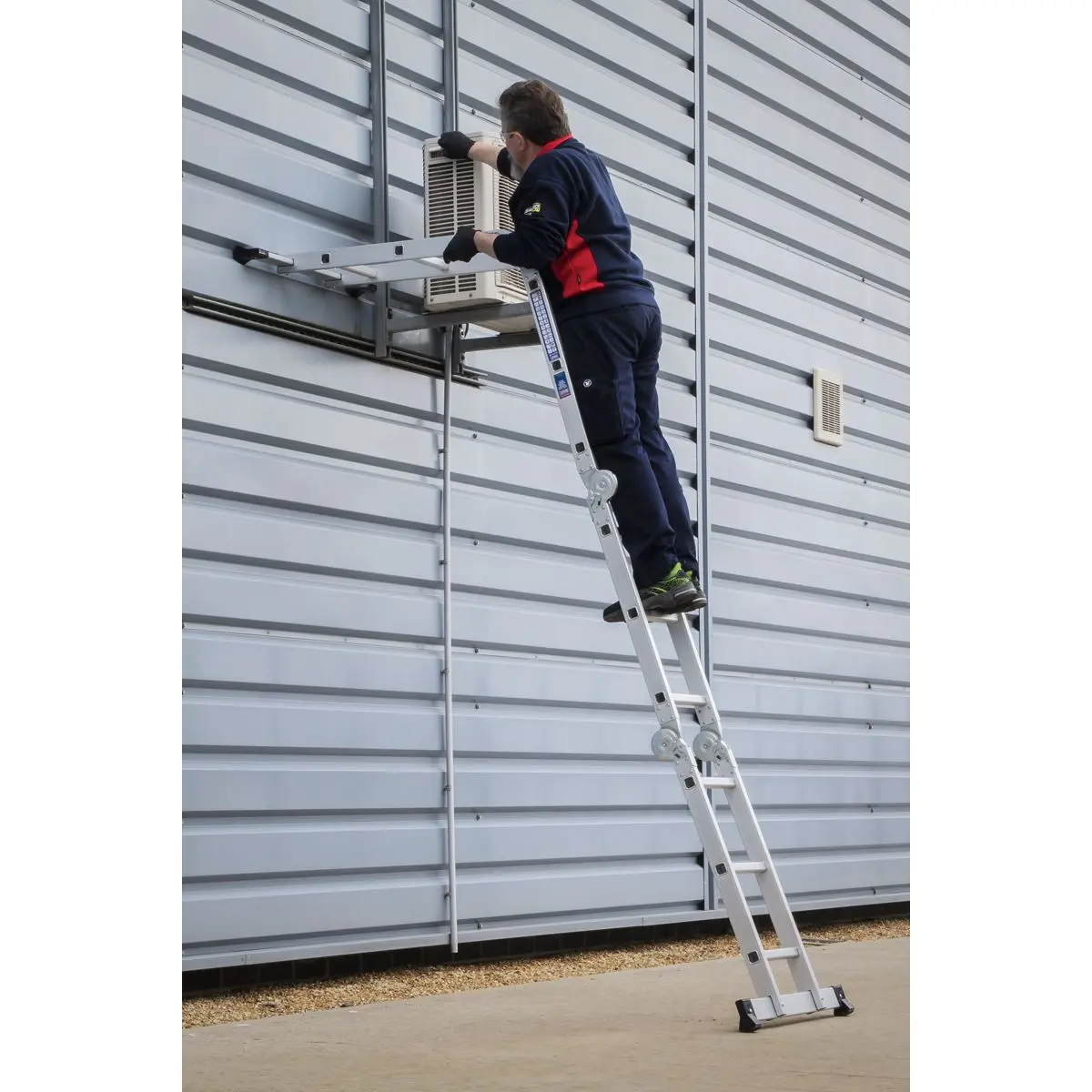 Sealey Aluminium Folding Platform Ladder 4-Way EN 131 - Image 6