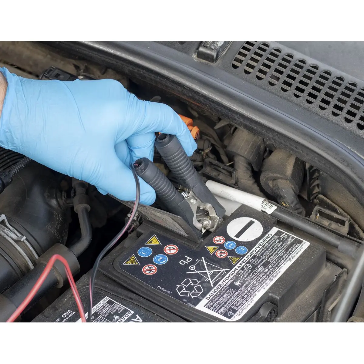 Sealey Battery Maintainer Charger 12V 15A Fully Automatic - Image 3