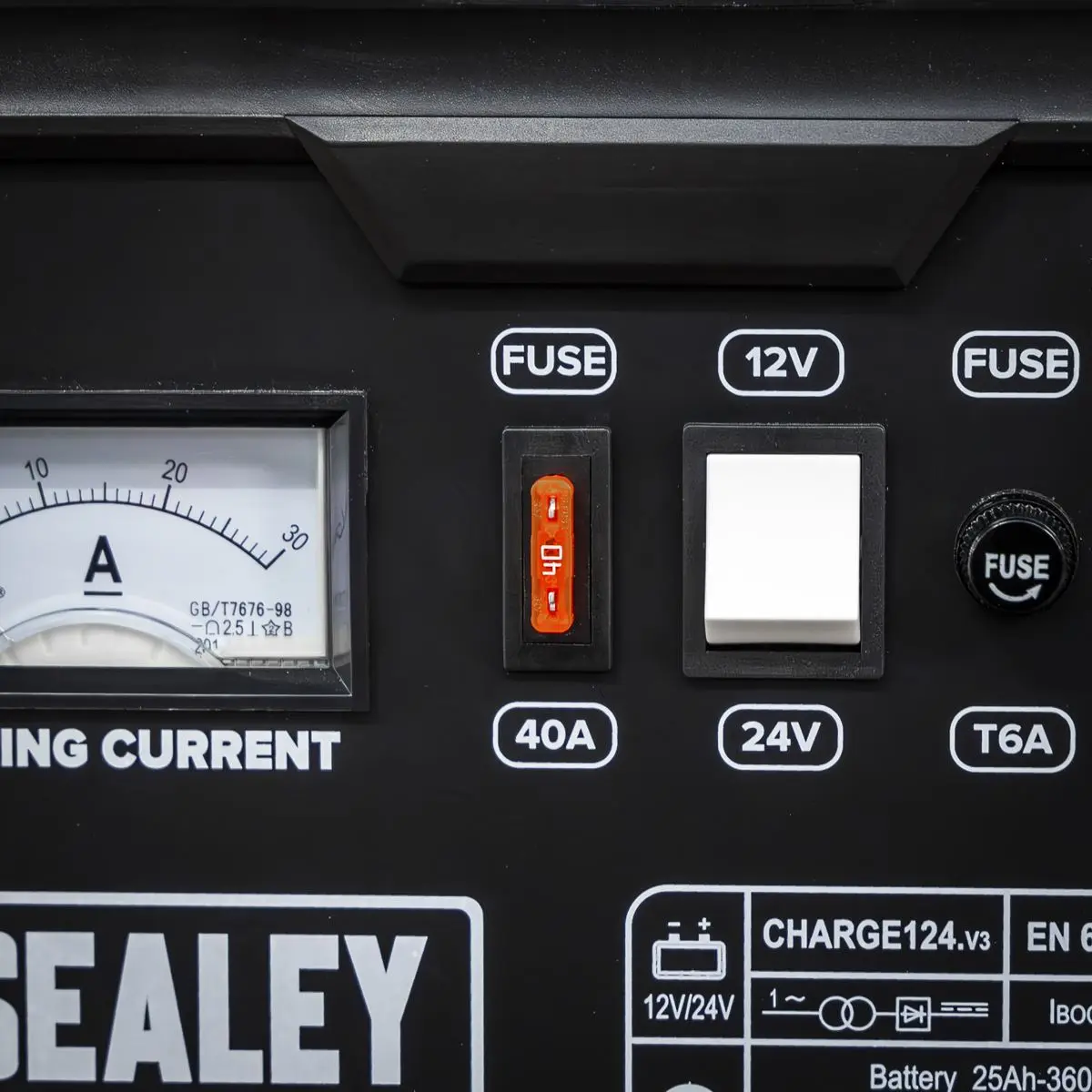 Sealey Battery Charger 28A 12/24V 230V - Image 8