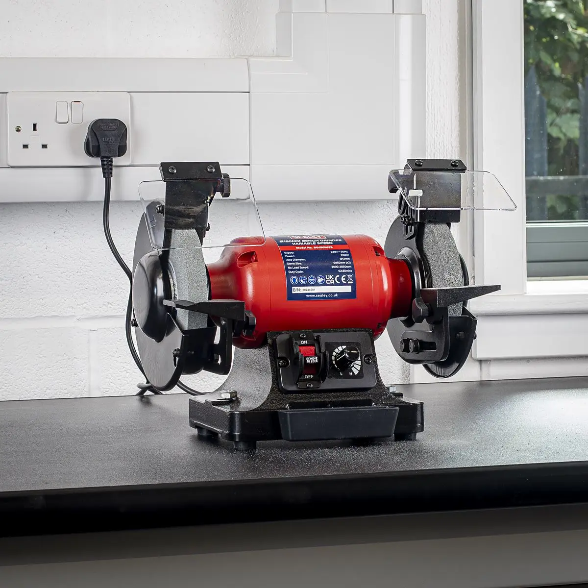 Sealey Bench Grinder Ø150mm Variable Speed - Image 9