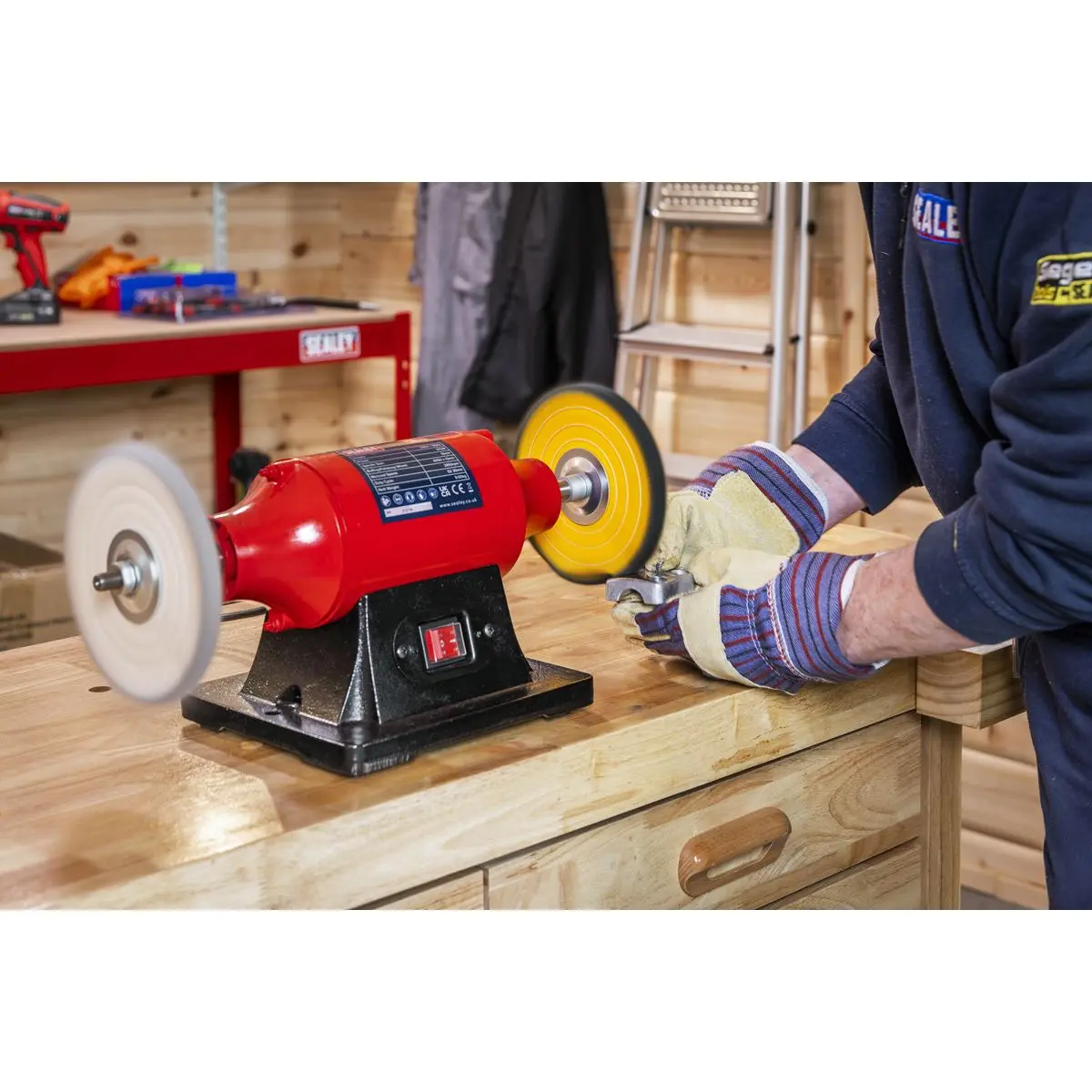 Sealey Bench Mounting Buffer/Polisher Ø150mm 370W/230V - Image 3