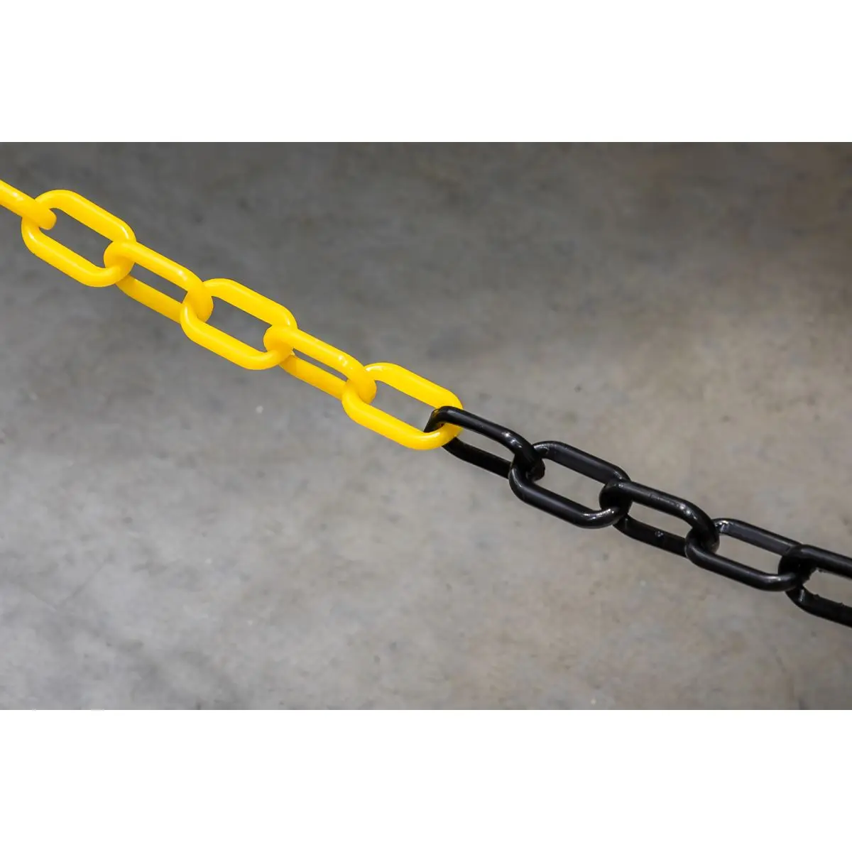 Sealey Black/Yellow Post & Chain Kit 25m - Image 6