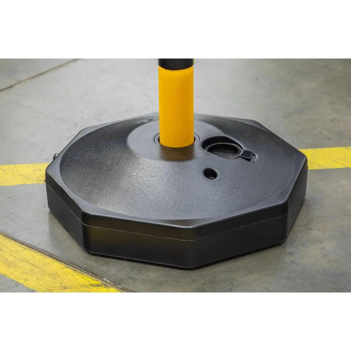 Sealey Black/Yellow Post & Chain Kit 25m - Image 9