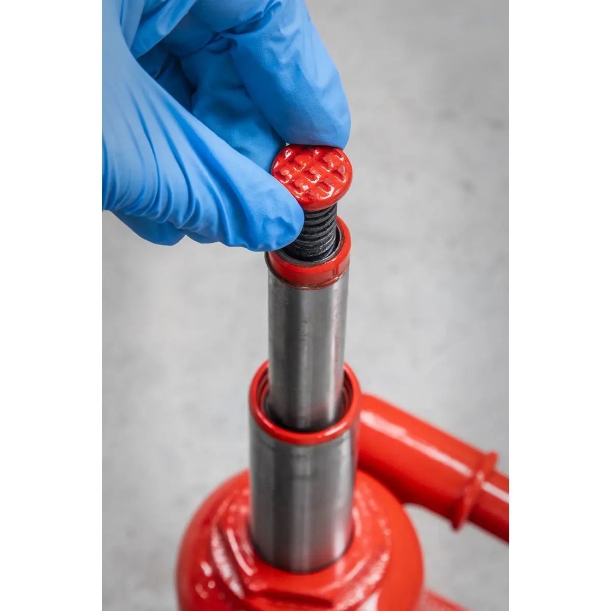 Sealey Telescopic Bottle Jack 2 Tonne - Image 7