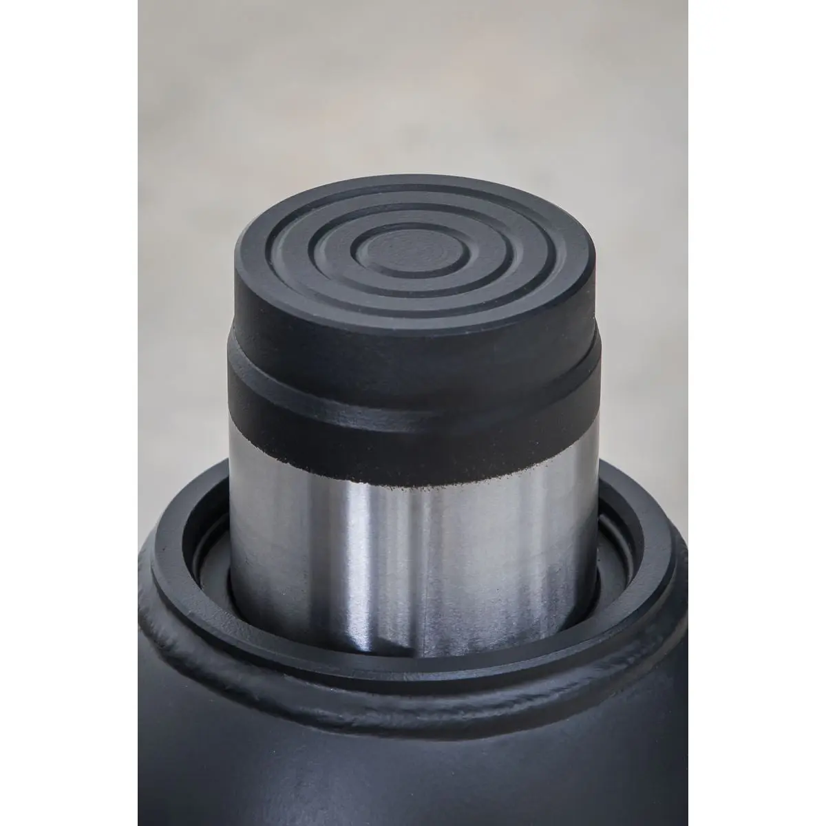 Sealey Bottle Jack 30 Tonne - Image 9