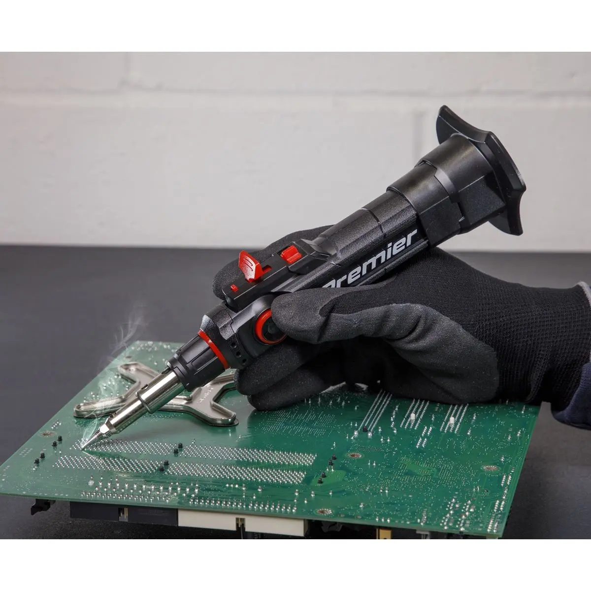 Sealey Butane Indexing Soldering Iron 3 in 1 Premier - Image 2