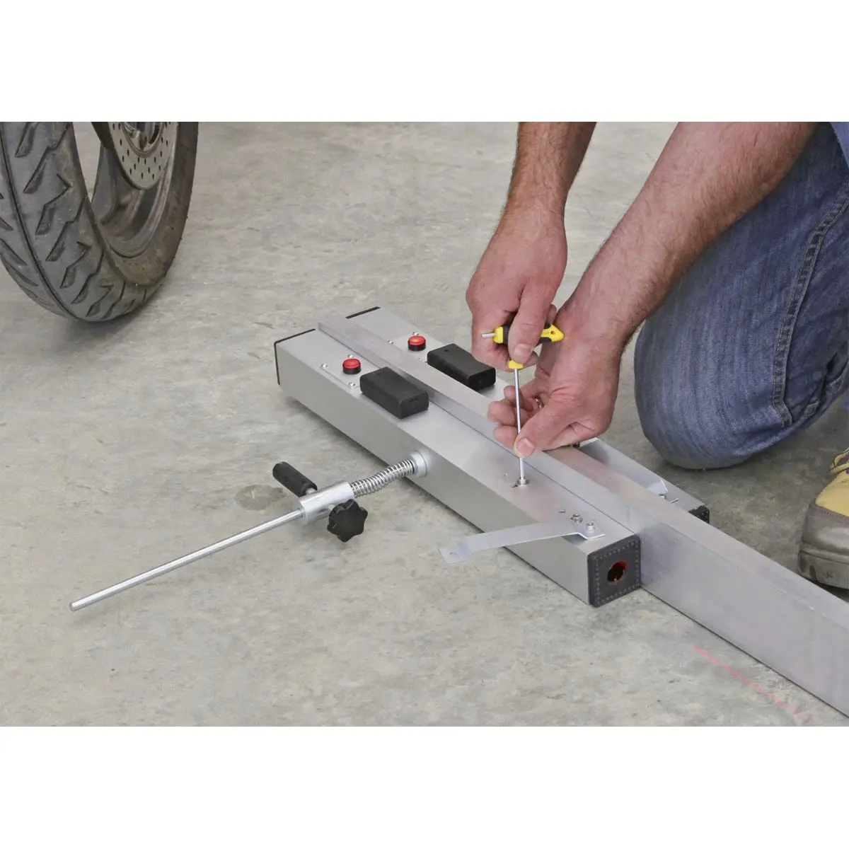 Sealey Calibration Rig for MS070 - Image 3