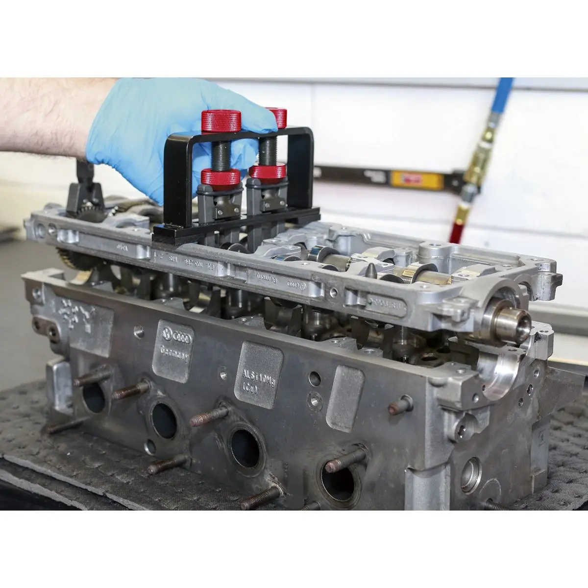 Sealey Camshaft Installation Kit - for VAG, Porsche - Belt & Chain Drive - Image 4