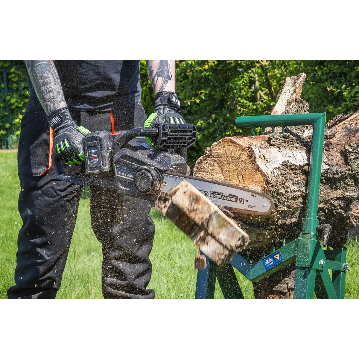 Sealey Chainsaw Kit 40V 4Ah SV20 Series 35cm - Image 14