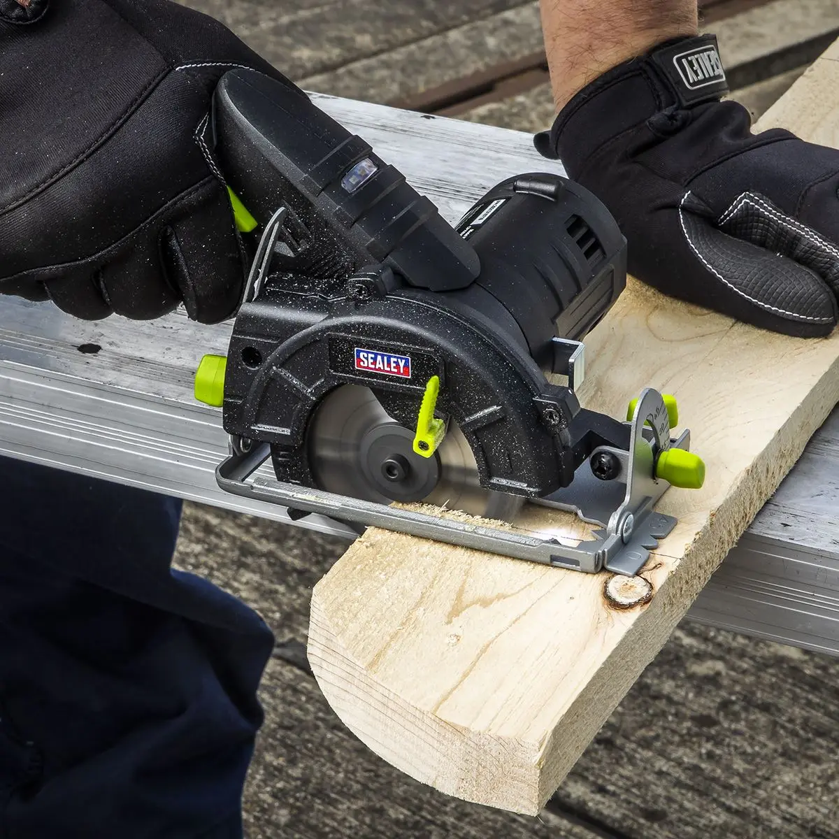 Sealey Cordless Circular Saw Ø85mm 10.8V SV10.8 Series - Body Only - Image 9
