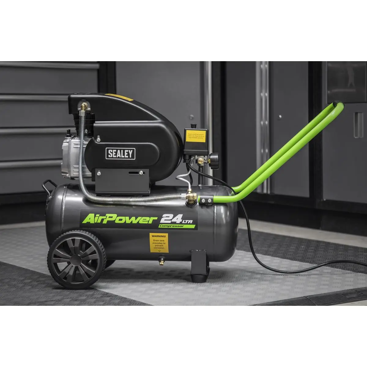 Sealey 24L Direct Drive Air Compressor 2hp - Image 3