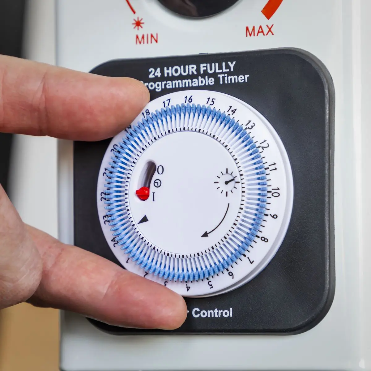 Sealey Convector Heater 2000W/230V with Turbo, Timer & Thermostat - Image 9