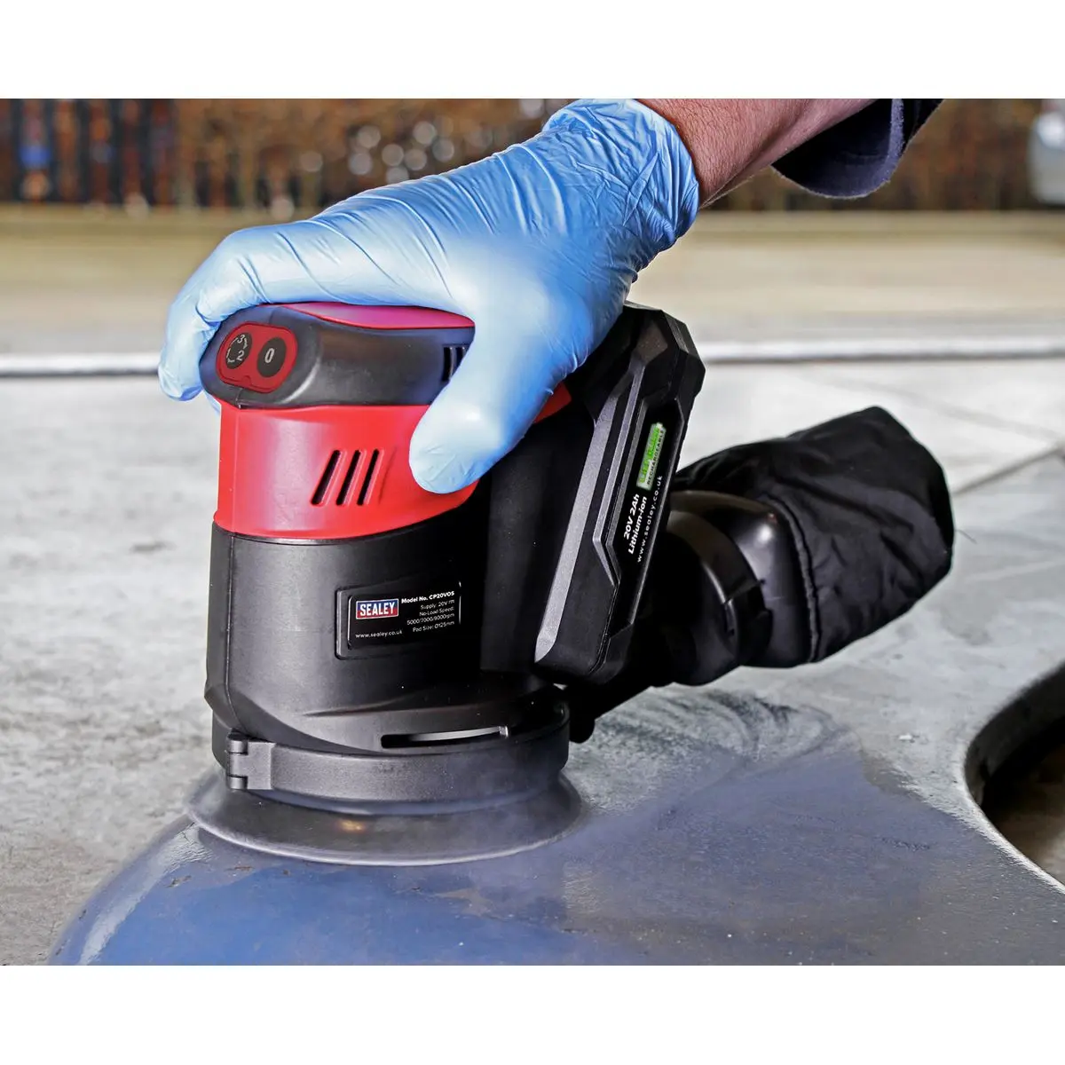 Sealey Cordless Orbital Palm Sander Kit Ø125mm 20V 2Ah SV20 Series - Image 8