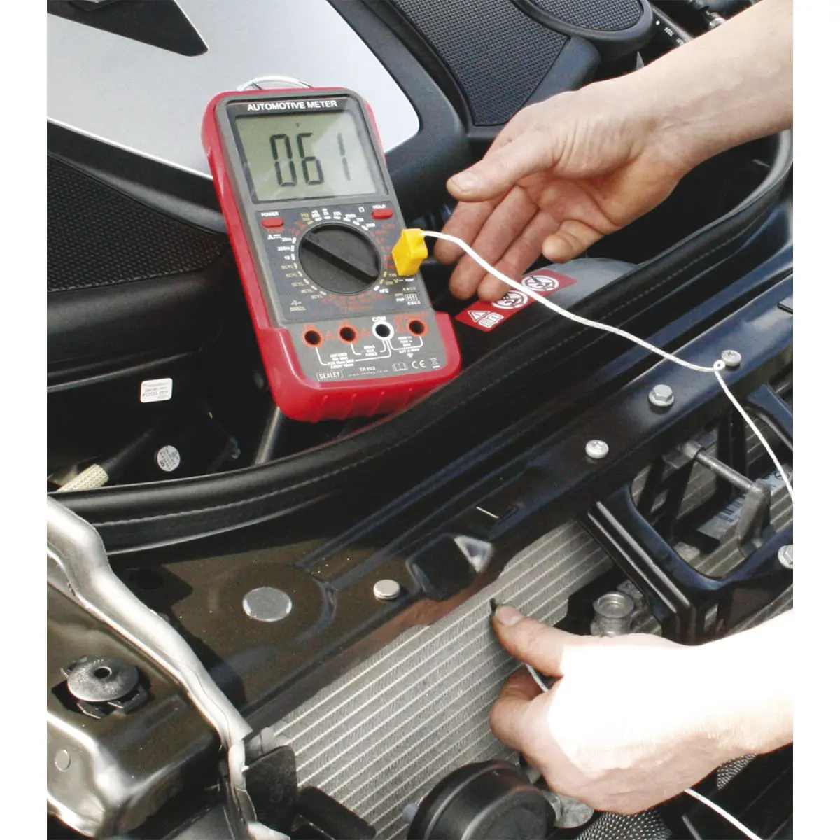 Sealey Digital Automotive Analyser 11-Function - Image 2