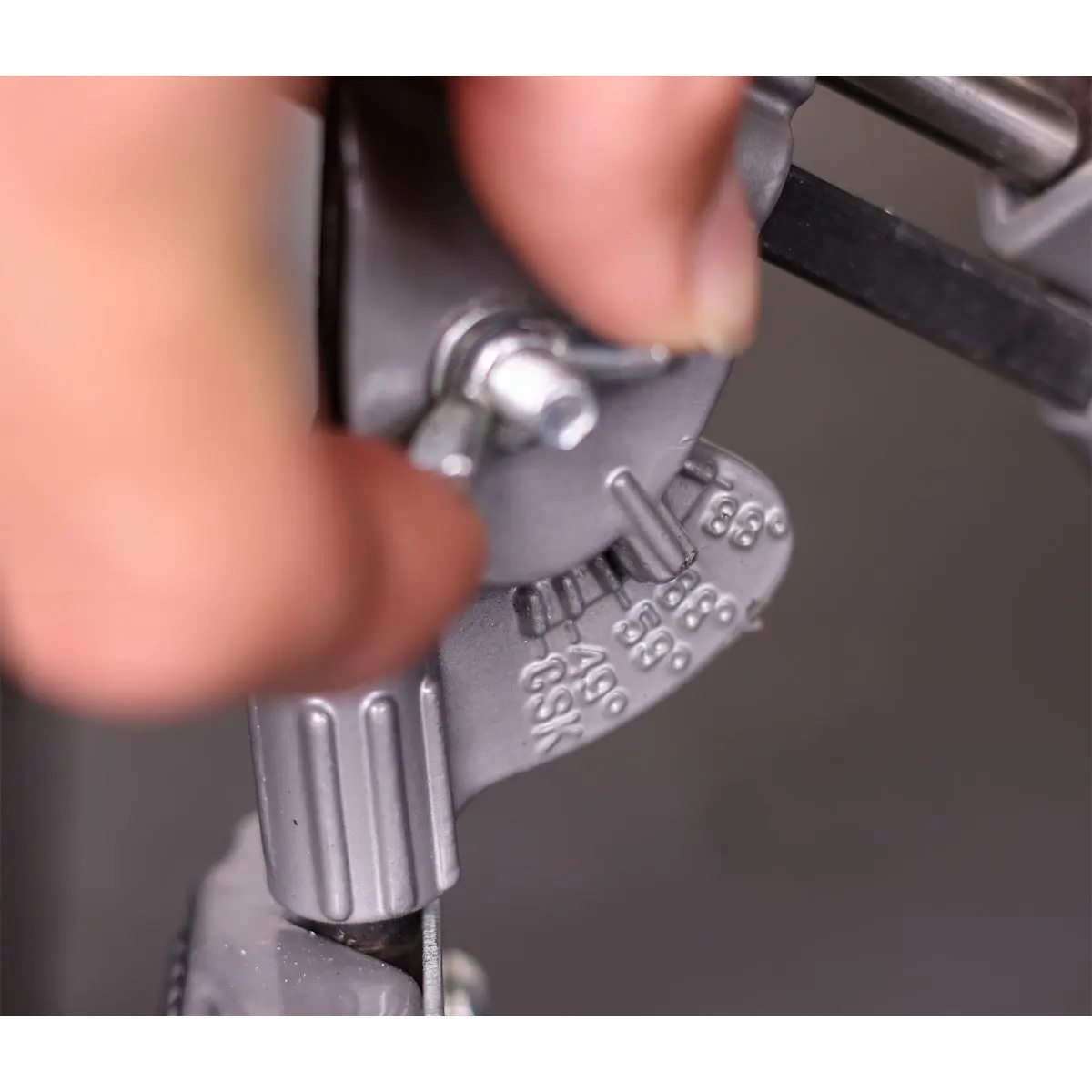 Sealey Drill Bit Sharpener Grinding Attachment - Image 3