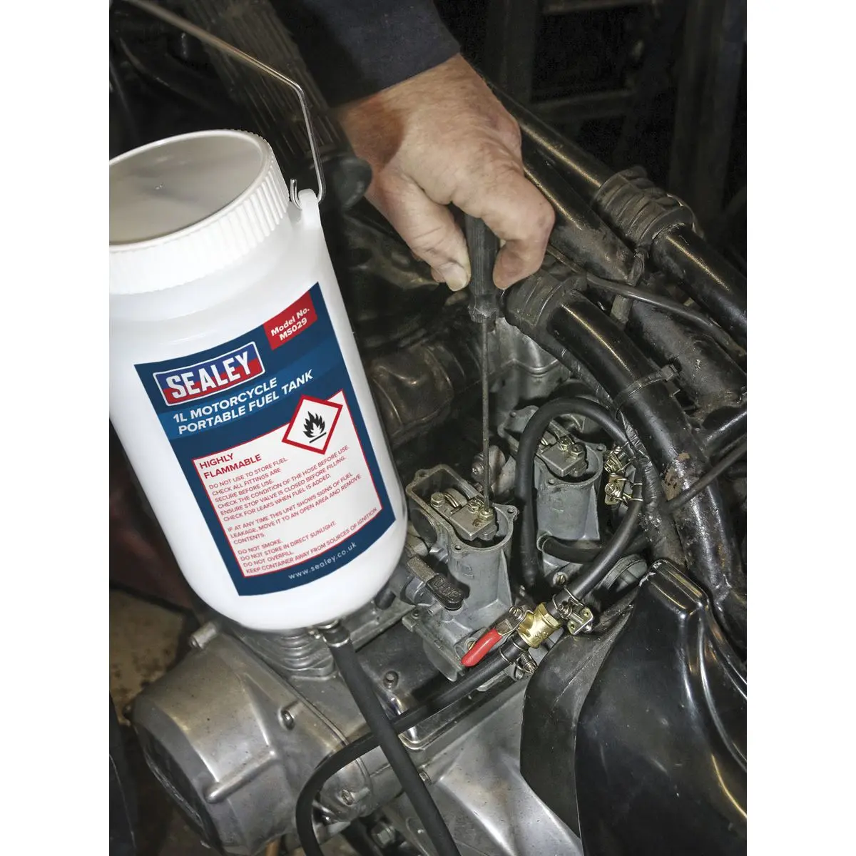 Sealey Dual Carburettor Accessory Kit for MS029 - Image 2