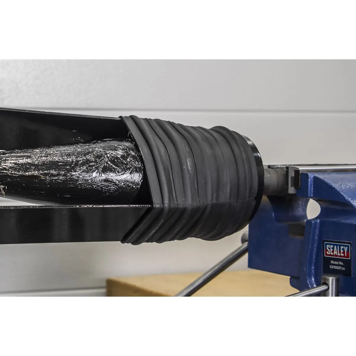 Sealey Duraboot Stretch CVJ Boot Ø80-104mm - Image 4