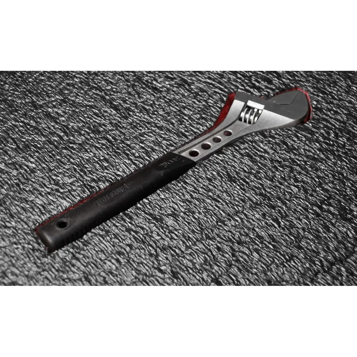 Sealey Easy Peel Shadow Foam® Red/Black 1200 x 550 x 50mm - Image 2