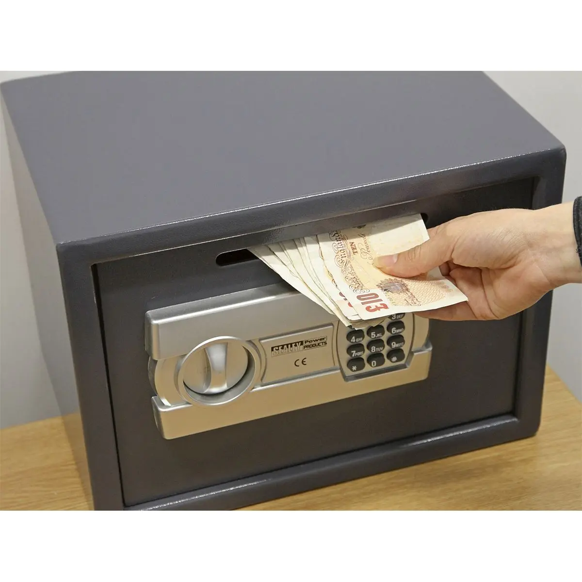 Sealey Electronic Combination Security Safe with Deposit Slot 350 x 250 x 250mm - Image 5
