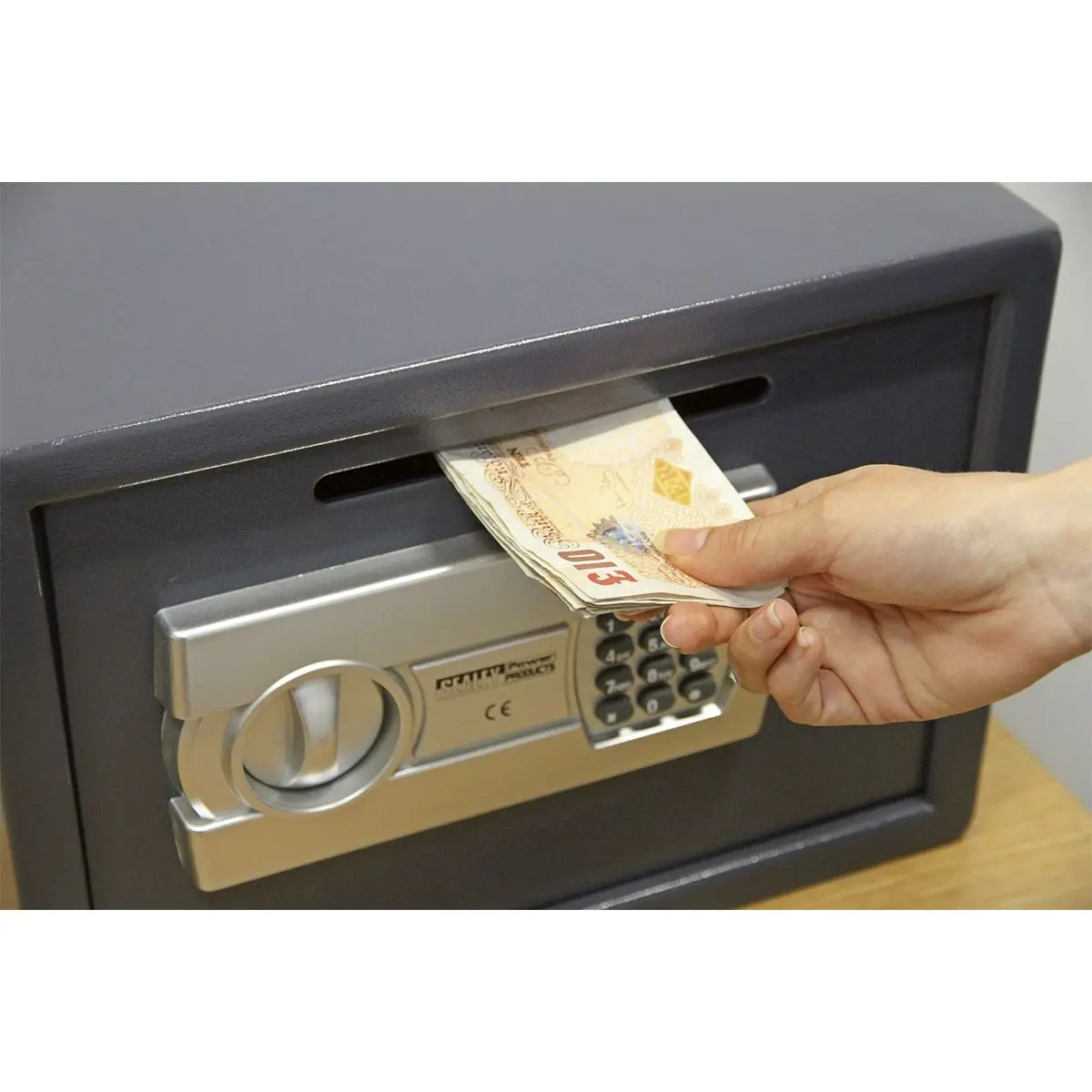 Sealey Electronic Combination Security Safe with Deposit Slot 350 x 250 x 250mm - Image 6