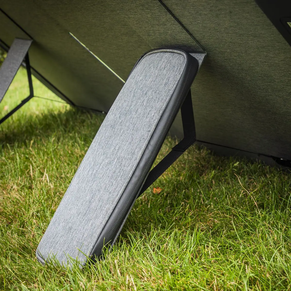 Sealey ETFE Foldable Solar Panel 110W - Image 5