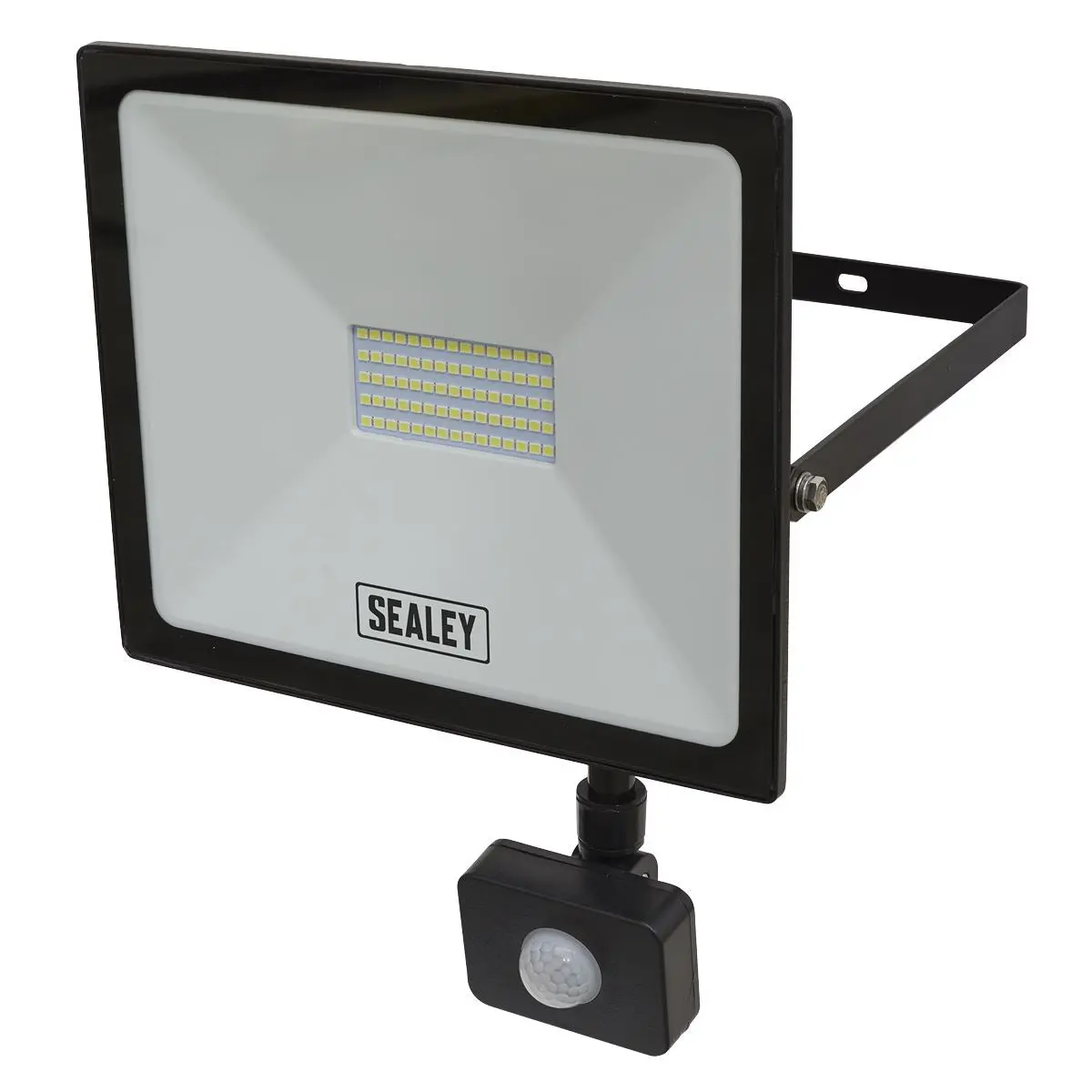 Sealey Extra-Slim Floodlight with PIR Sensor 50W SMD LED - Image 4