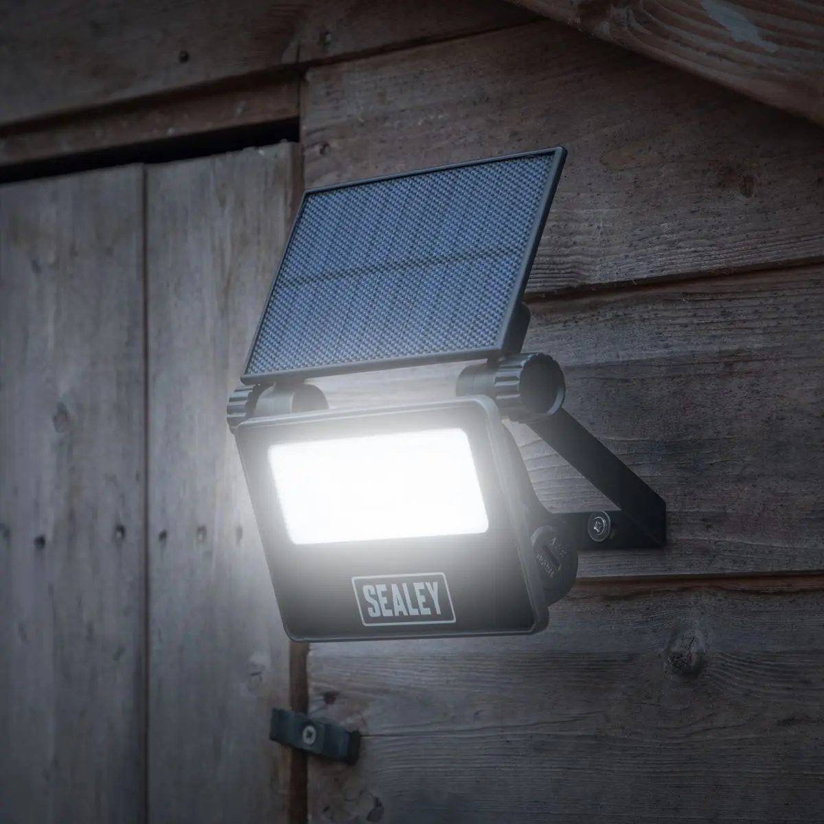 Sealey Extra-Slim Solar Floodlight with Wall Bracket 20W SMD LED - Image 5