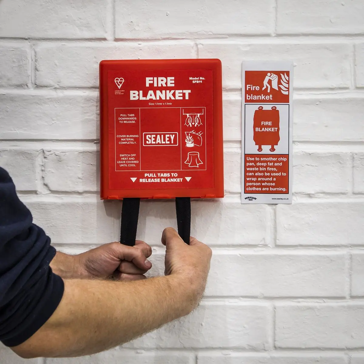 Sealey Fire Blanket 1.1 x 1.1m - Image 5