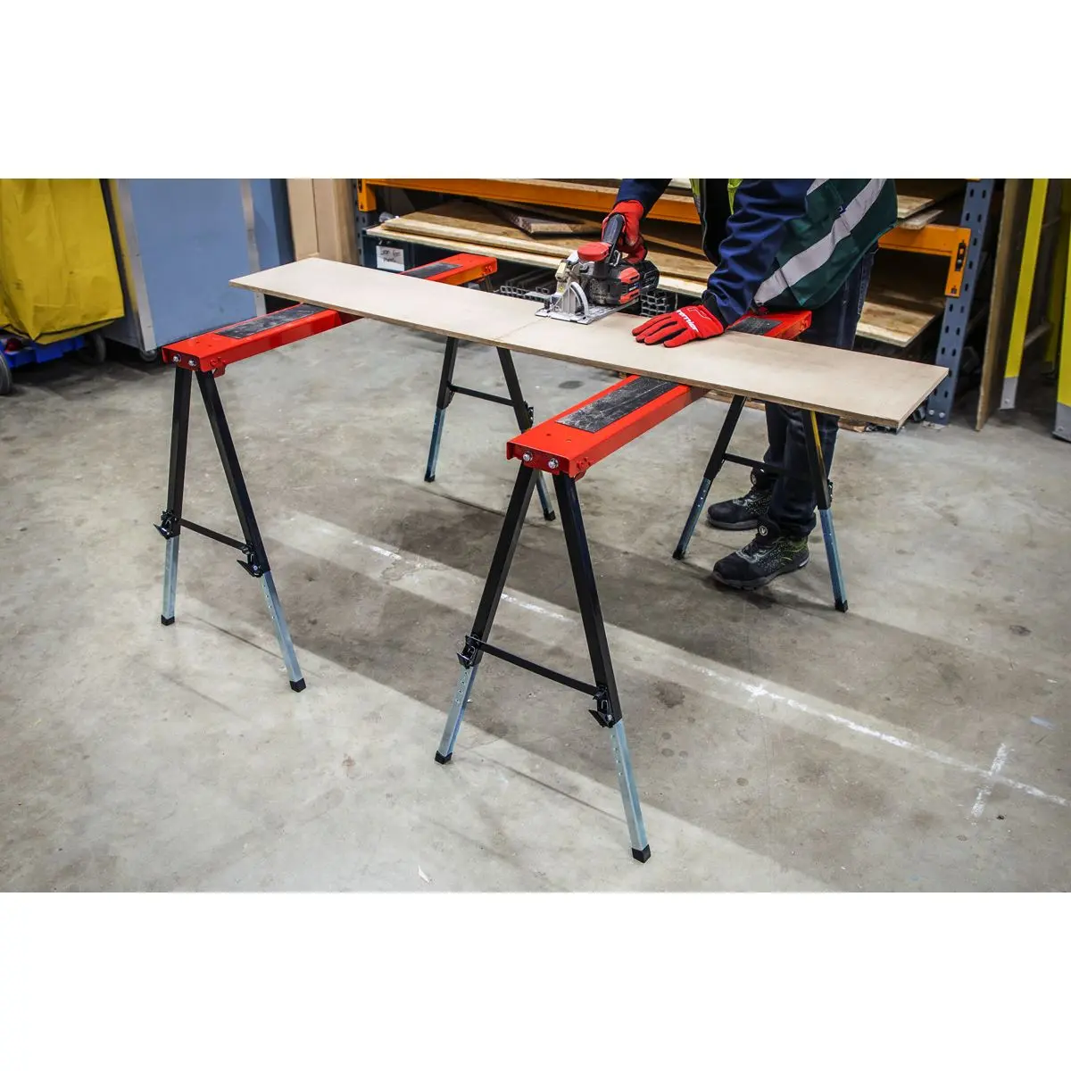 Sealey Fold Down Trestle with Adjustable Legs - Pair - Image 4