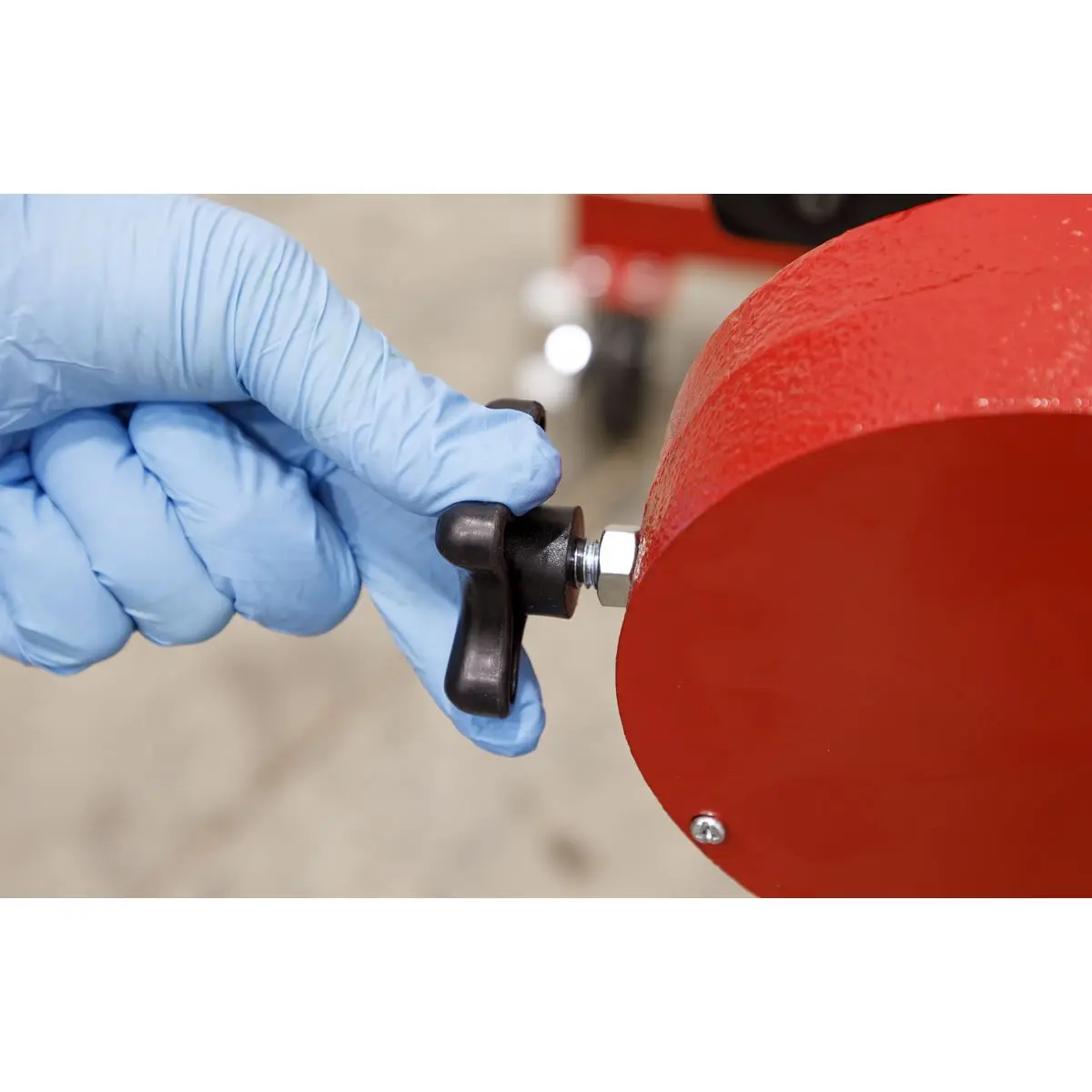 Sealey Folding 360º Rotating Engine Stand with Geared Handle Drive 450kg Capacity - Image 4