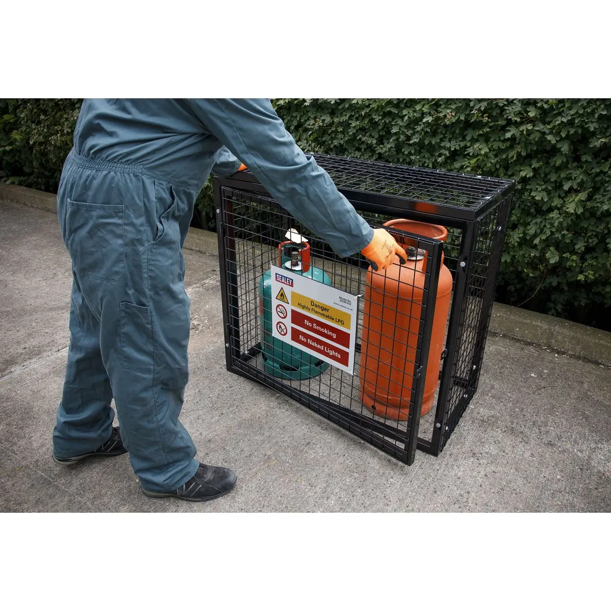 Sealey Gas Cylinder Safety Cage - 3 x 19kg Gas Cylinders - Image 3