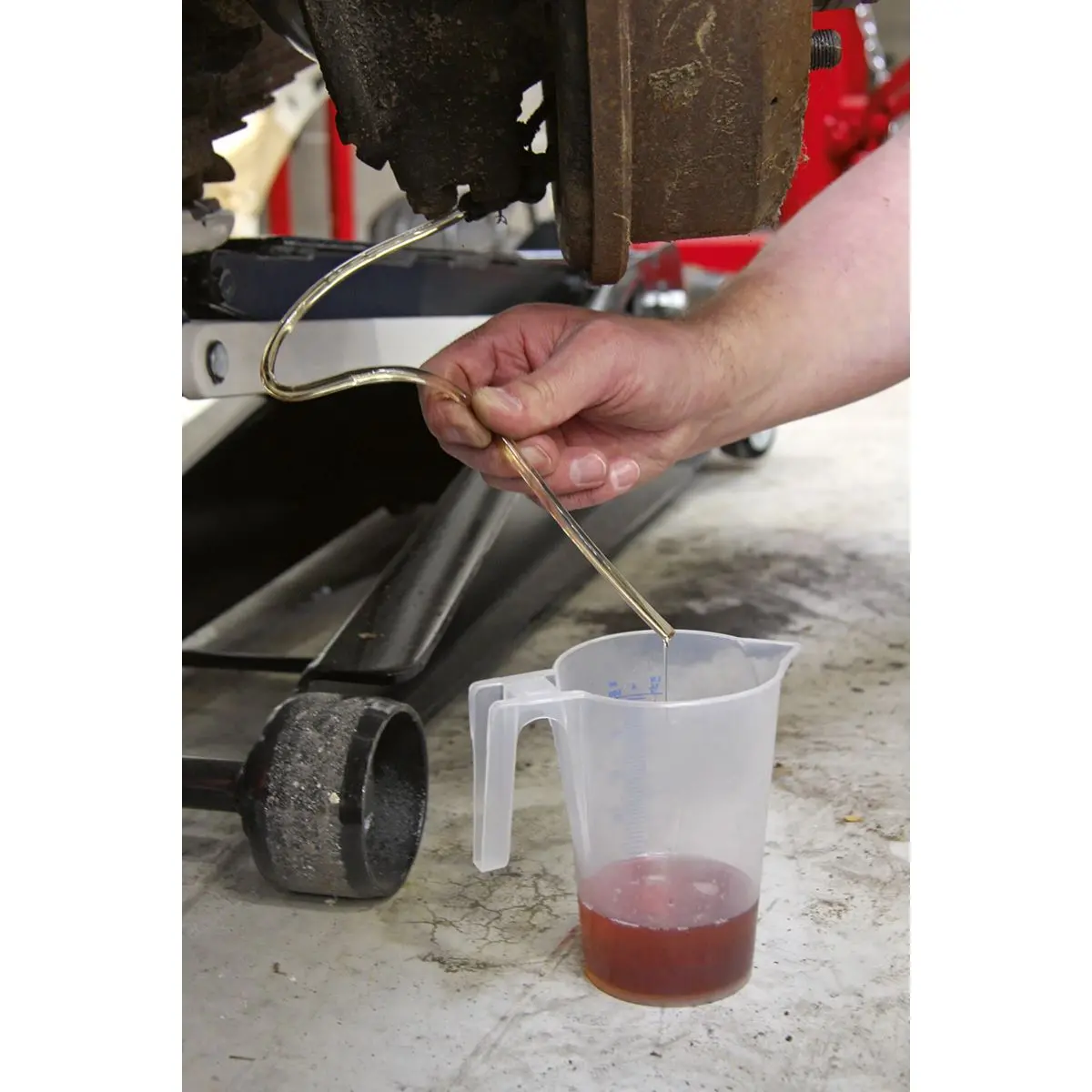 Sealey Gravity Brake Bleeder Kit - Image 2