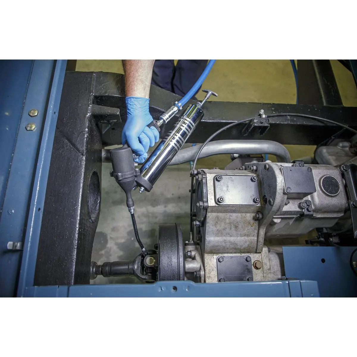 Sealey Grease Gun Kit Manual/Air - Image 2