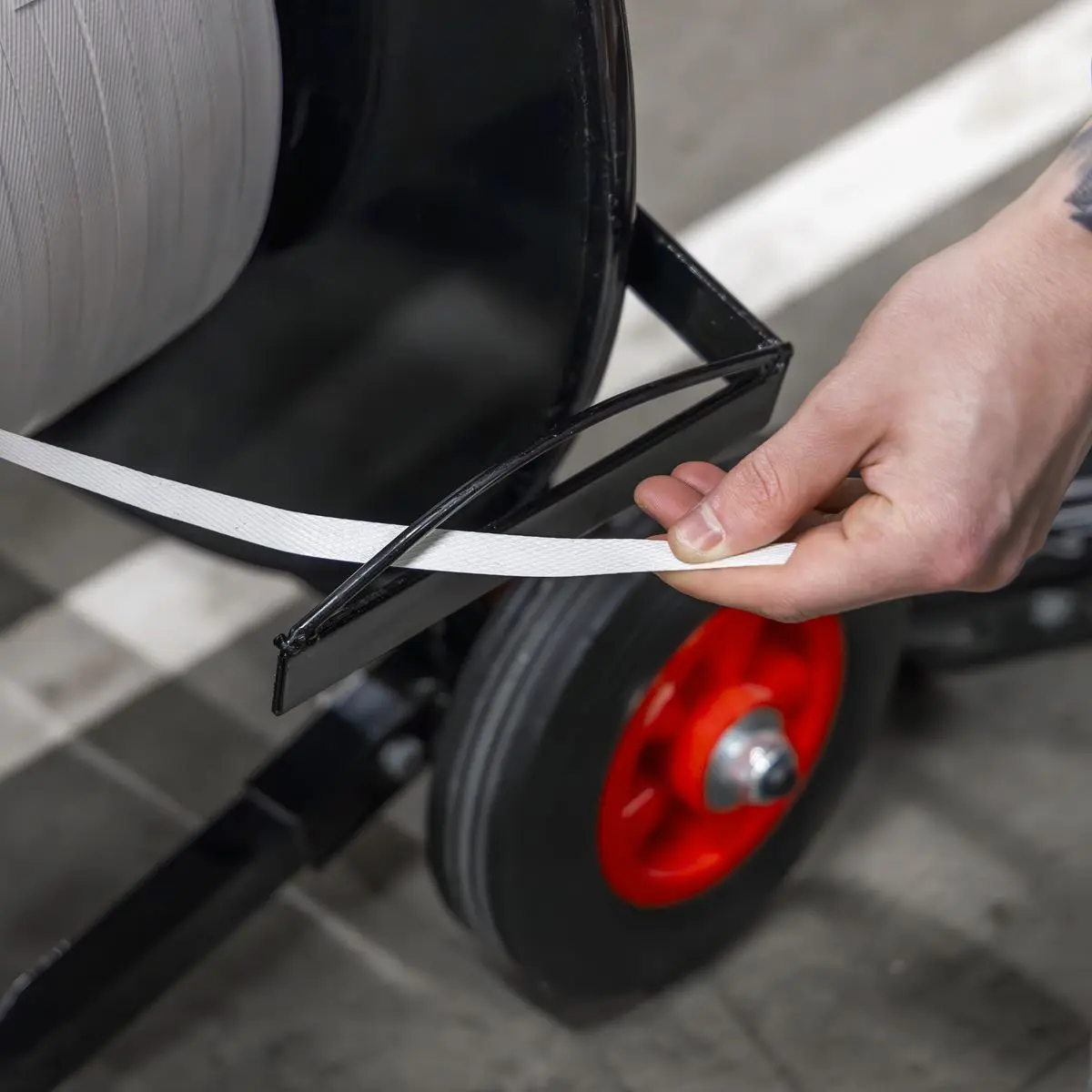 Sealey Heavy-Duty Mobile Strapping Dispenser - Image 3