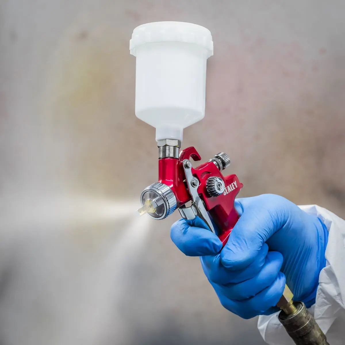 Sealey HVLP Gravity Feed Touch-Up Spray Gun - 0.8mm Set-Up - Image 8