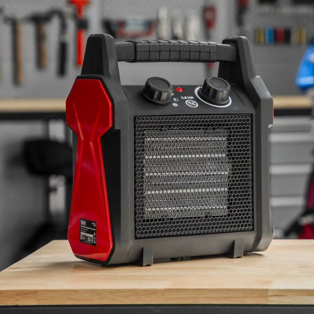 Sealey Industrial Ceramic Fan Heater 2800W - Image 6