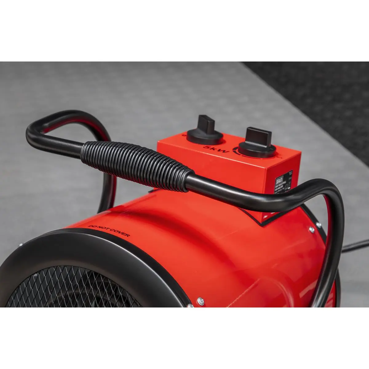 Sealey Industrial Fan Heater 5kW 415V 3ph - Image 6