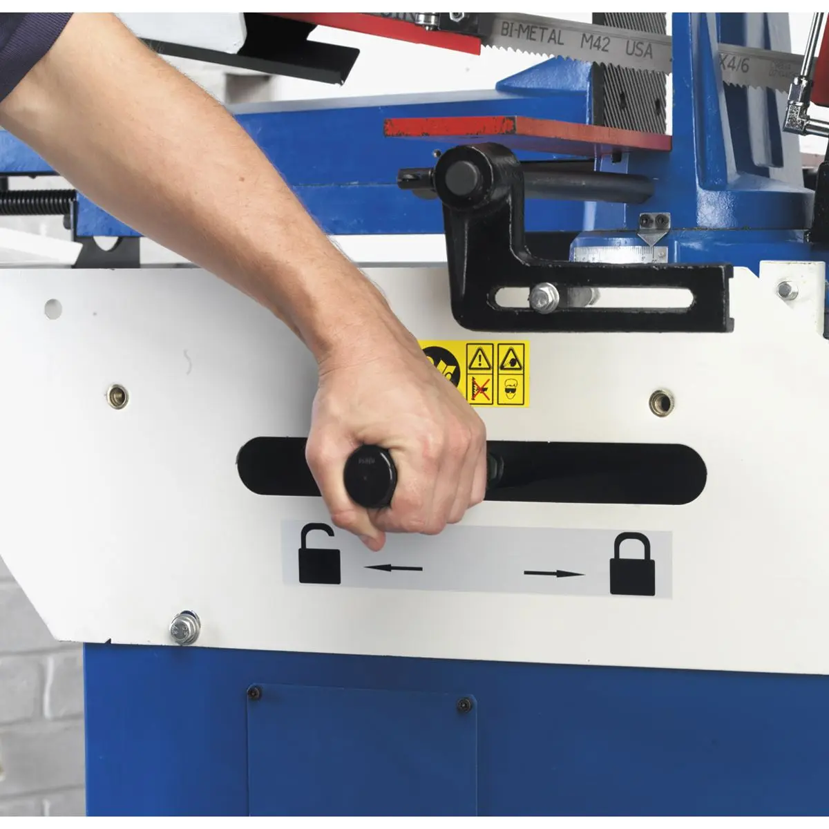 Sealey Industrial Power Bandsaw 255mm - Image 2
