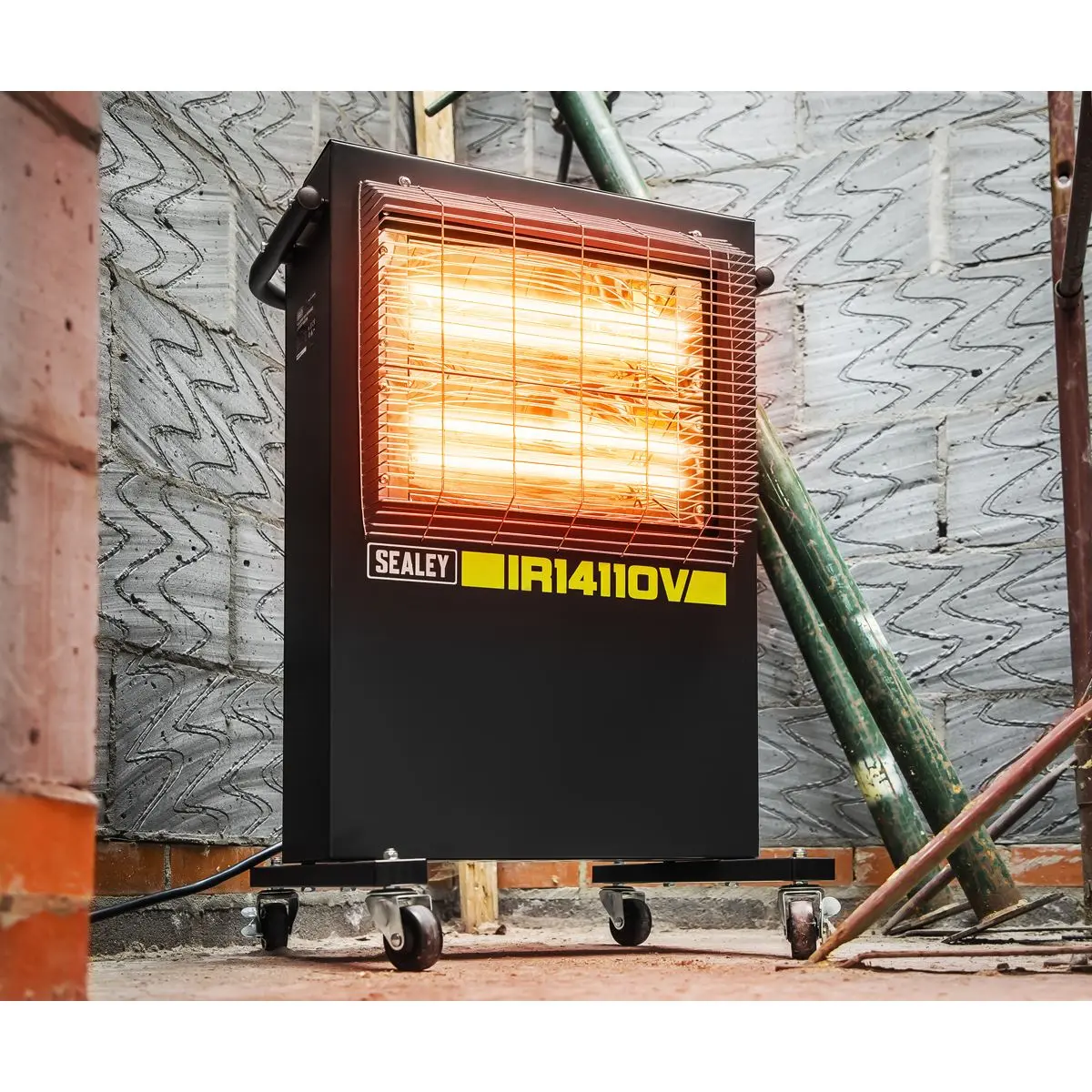 Sealey Infrared Cabinet Heater 1.2/2.4kW 110V - Image 3
