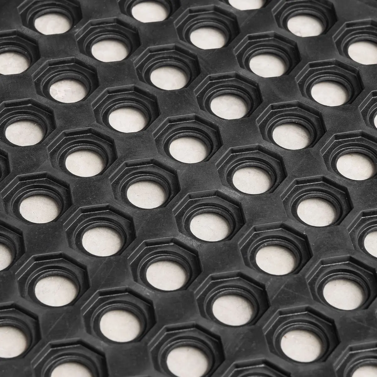 Sealey Interlocking Anti-Fatigue Matting 920 x 920mm - Image 9