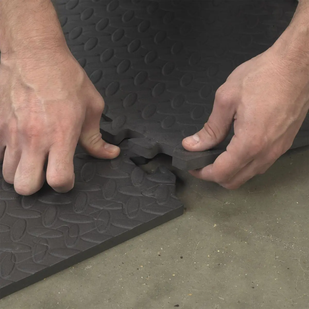 Sealey Interlocking EVA Foam Workshop Mat Set 1200 x 1800mm - Image 9