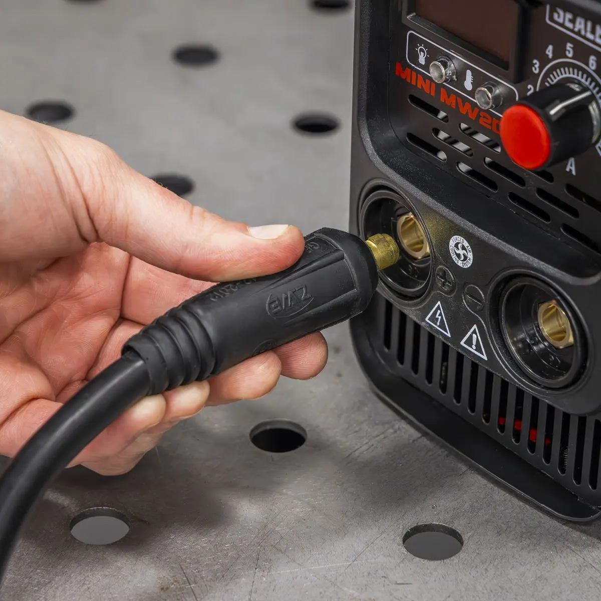 Sealey Inverter Welder 200A/230V - Image 4