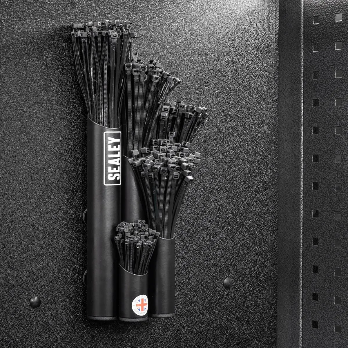 Sealey Large Magnetic Cable Tie Holder - Black - Image 10