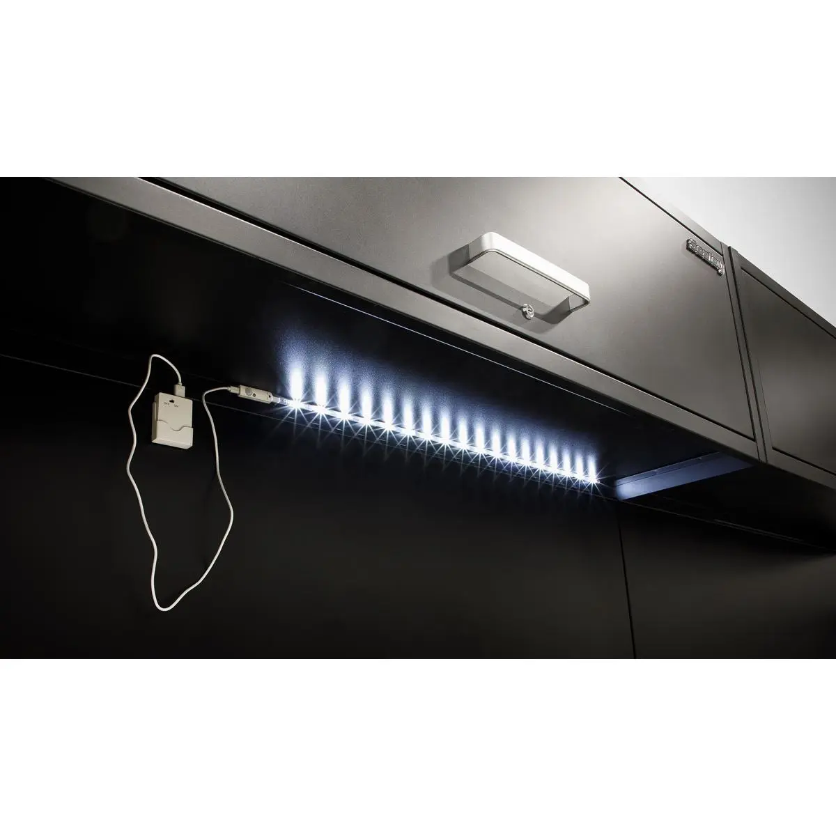 Sealey LED Strip Lighting 3pc - Image 6