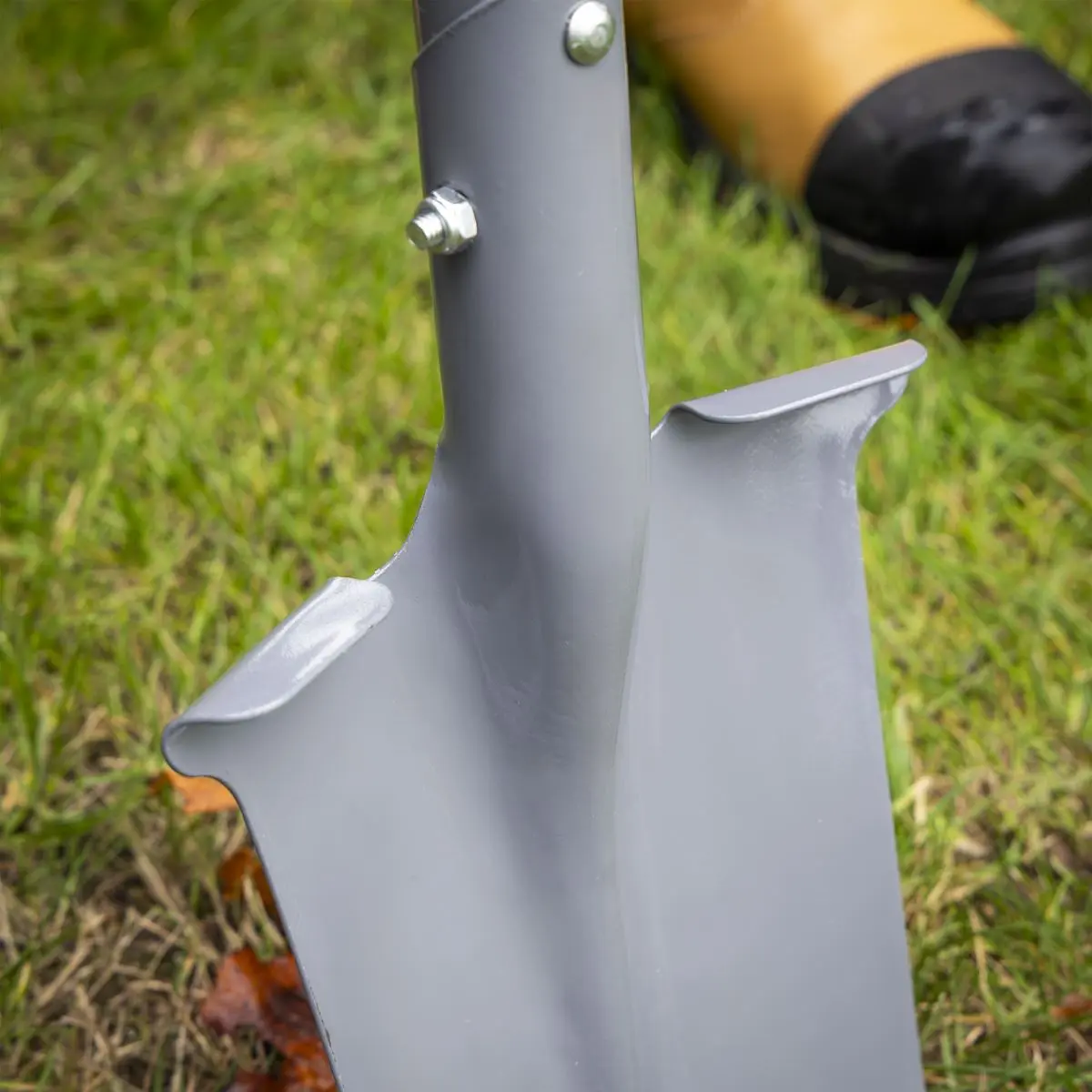 Sealey Long Handled Fencing Spade 1200mm - Image 4
